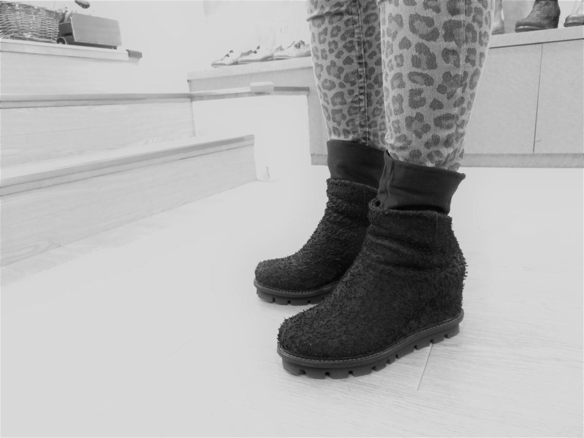 PatriziaBonfanti(パトリツィアボンファンティ)昨年も大好評だったウェッジヒールブーツ