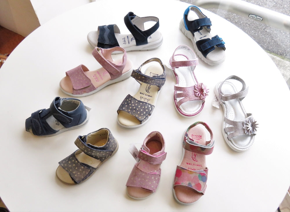 KID'Sサンダル揃っています!