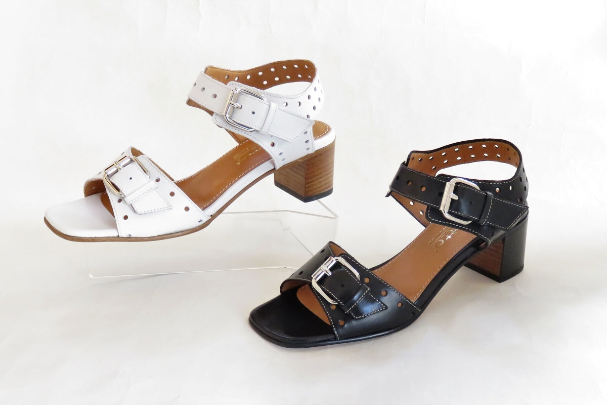 ヒールが苦手な方にも!安定感の良いMaretto(マレット)のサンダルです。