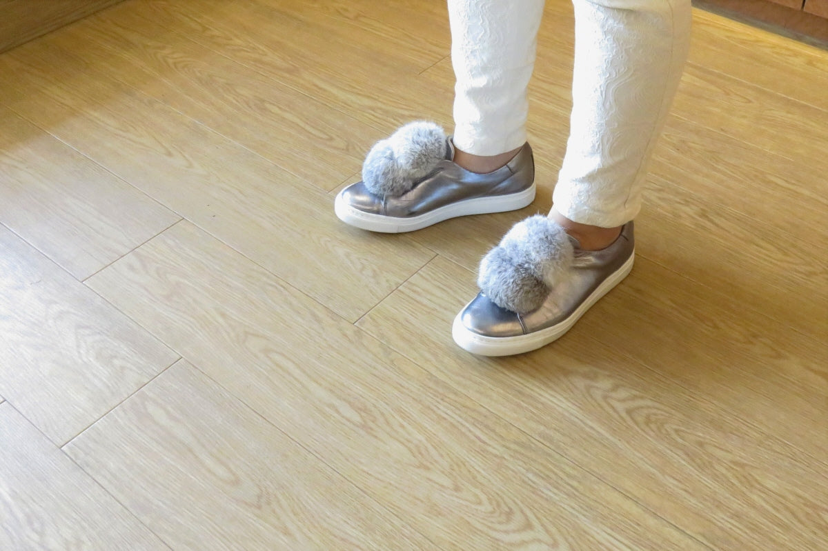 MAIMAI(マイマイ) ファーのポンポン☆スリッポンスニーカー