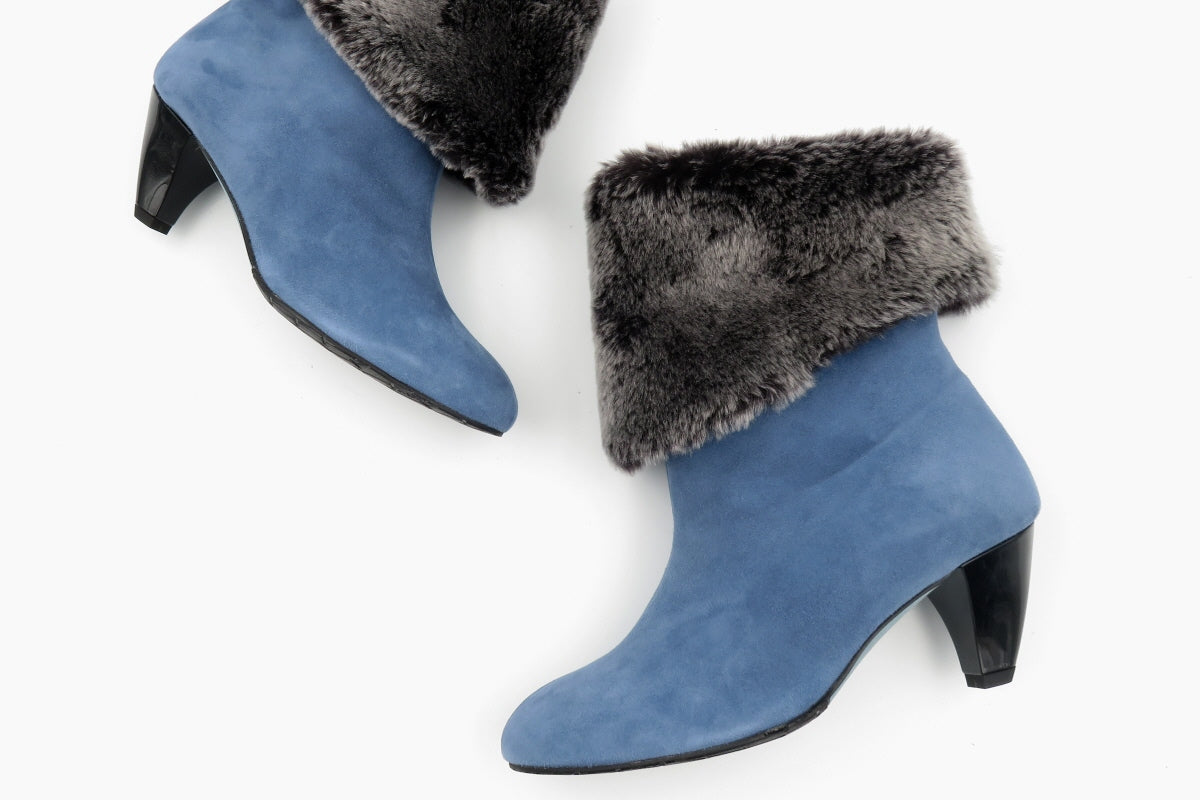 thierry rabotin(ティエリーラボタン)鮮やかなブルーのファーブーツ