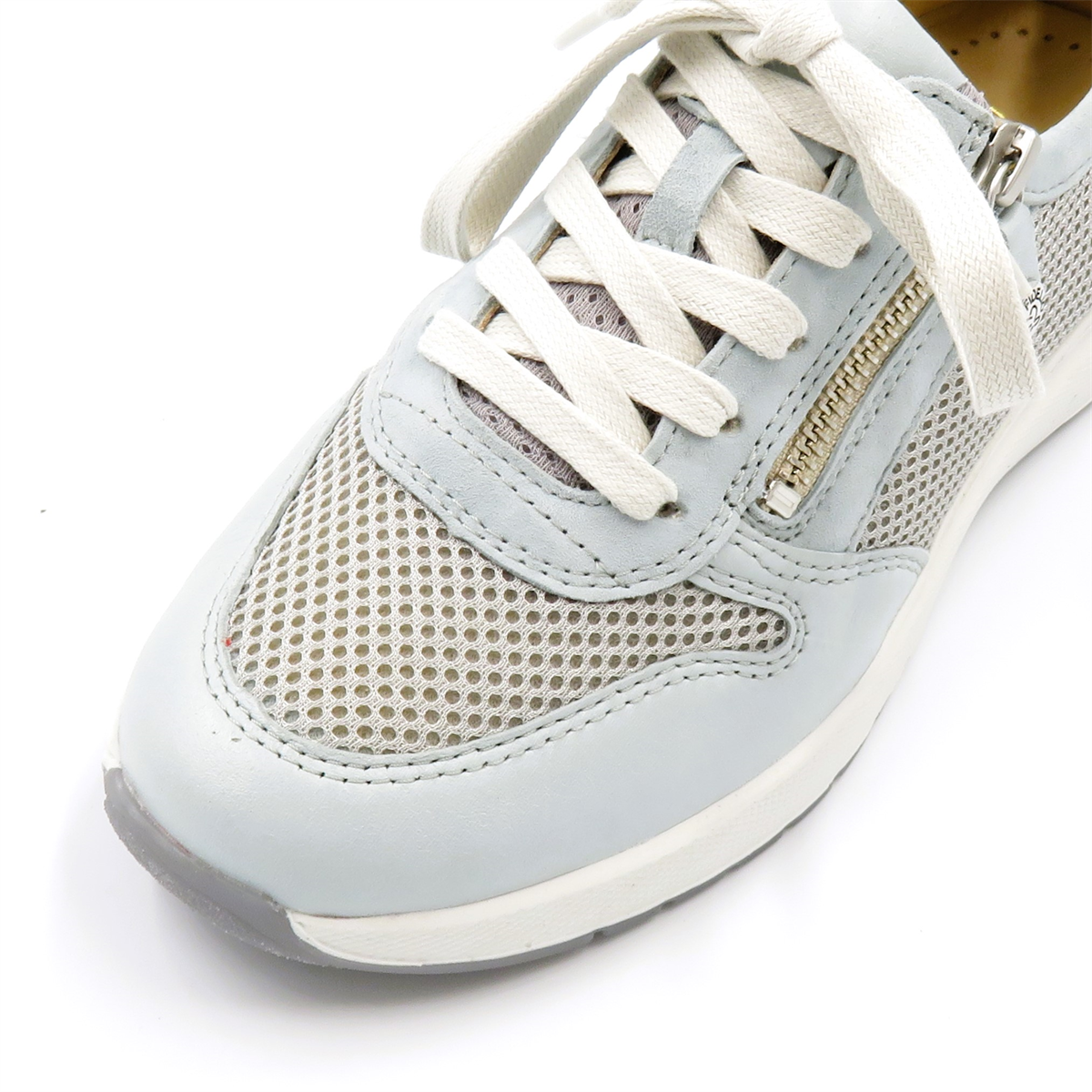 566107 MISTRAL.COMBI