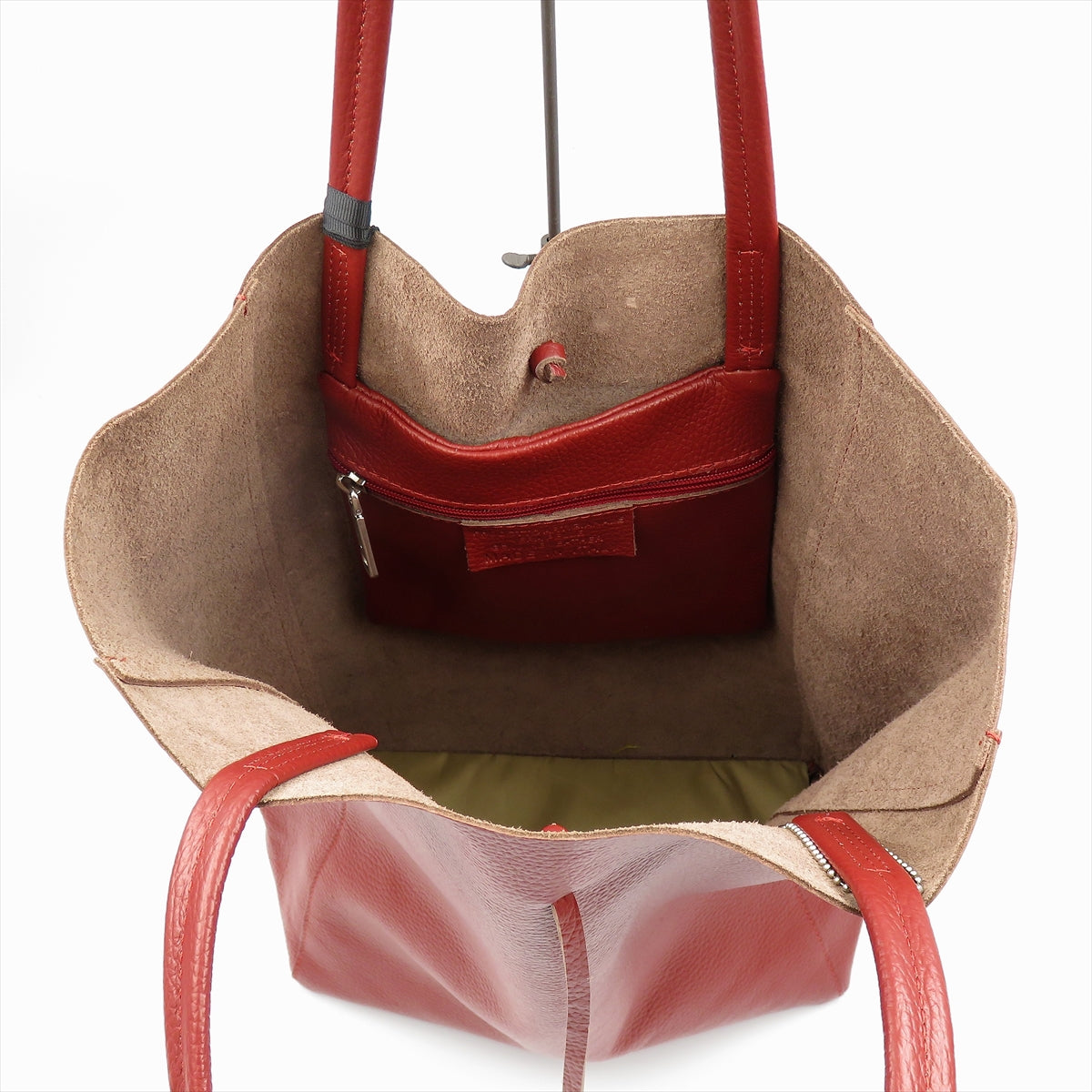 CA007-01 DK.RED.BEAR