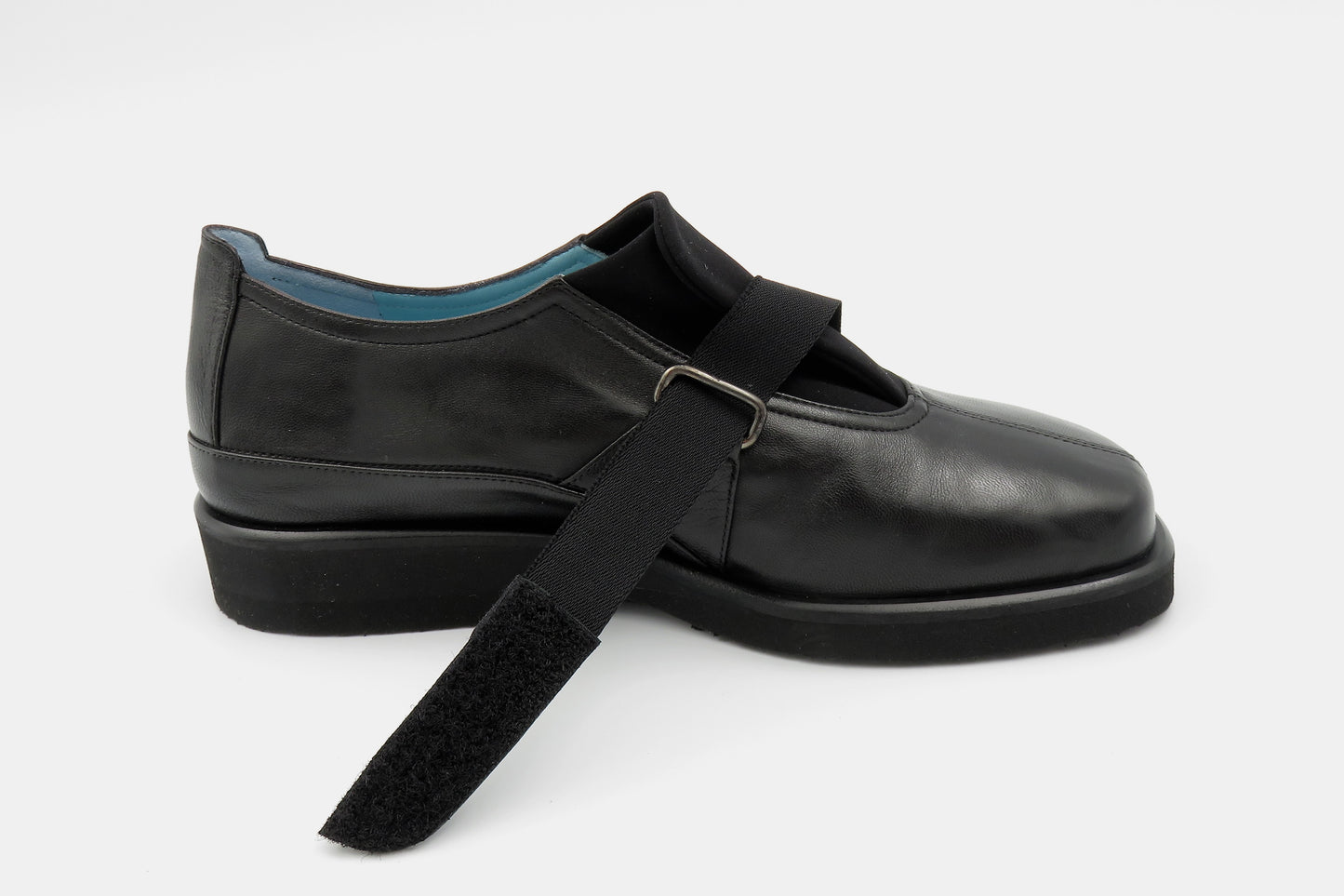 7502V BLACK