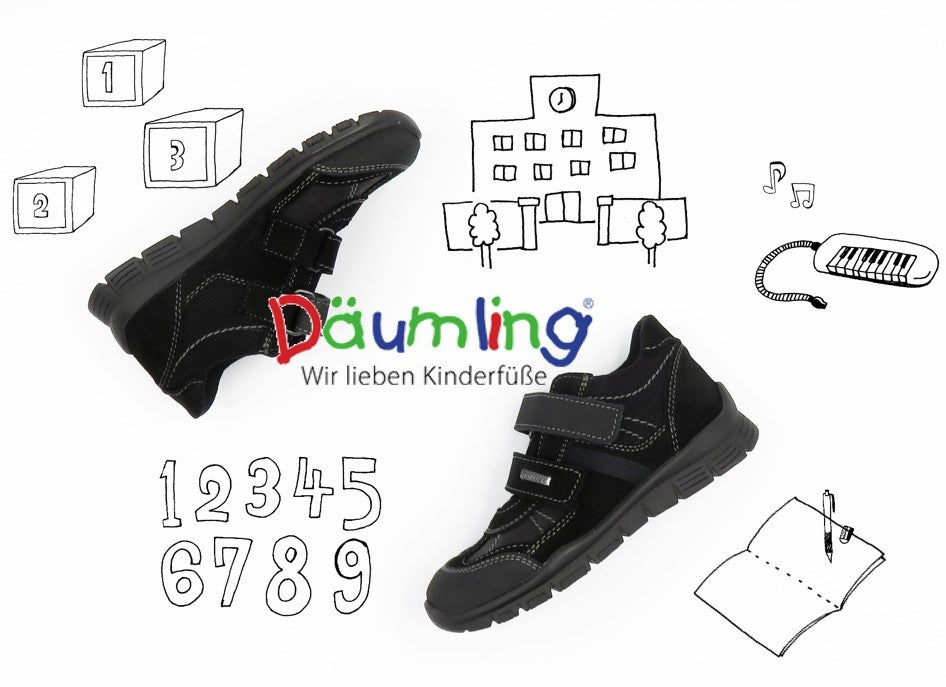 細幅の子ども靴・Daumling 通園・通学にお勧めの防水黒スニーカーと新しい上履きのお知らせです。