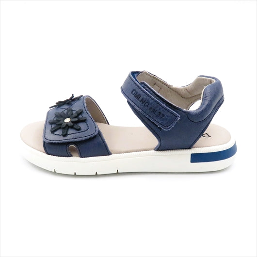 
                  
                    121031 C.JEANS
                  
                