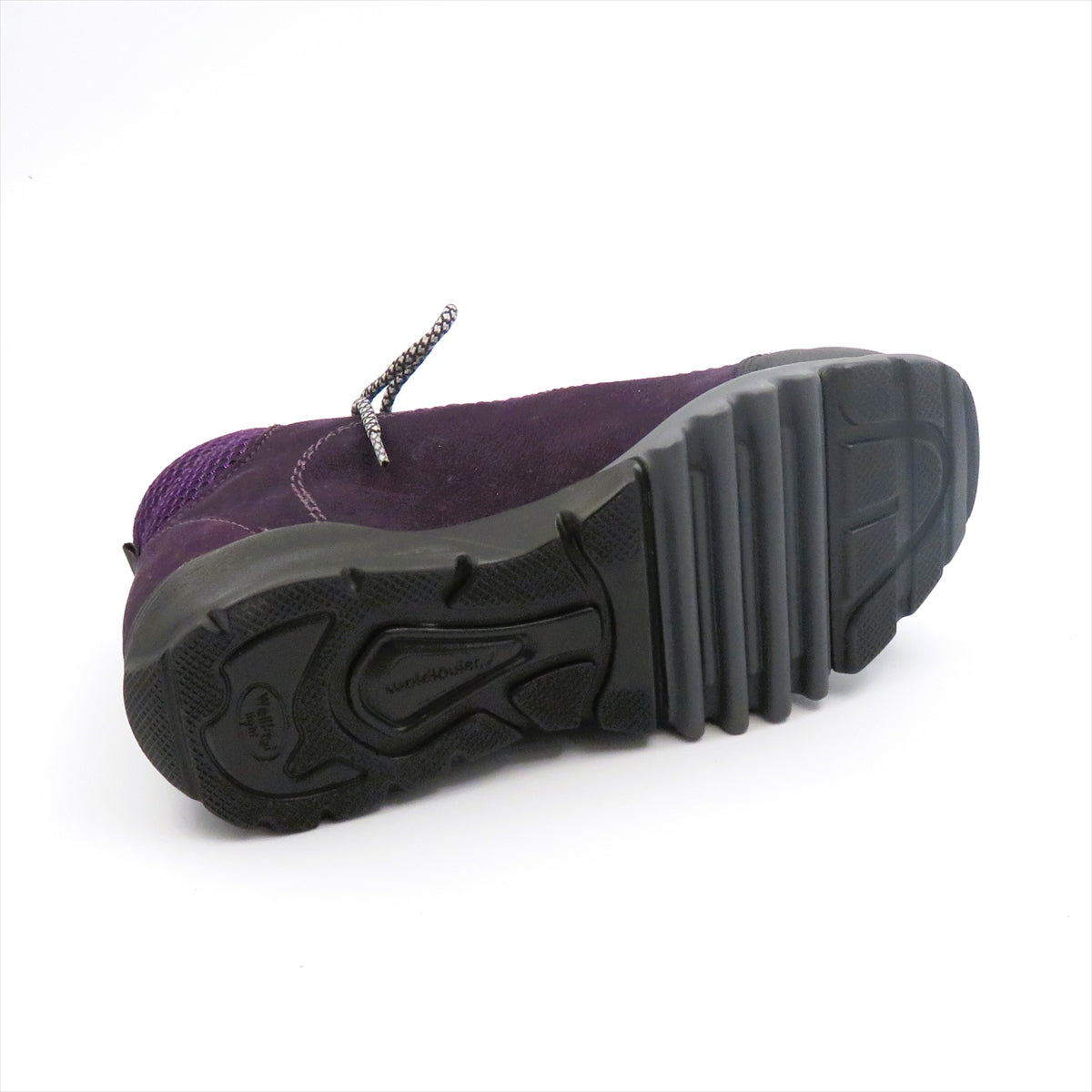 
                  
                    787970 SPORTS PURPLE
                  
                