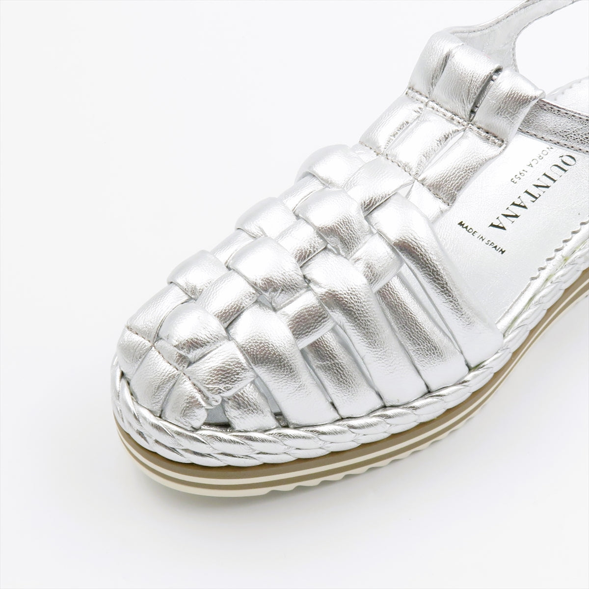 
                  
                    9714.T02 SILVER
                  
                