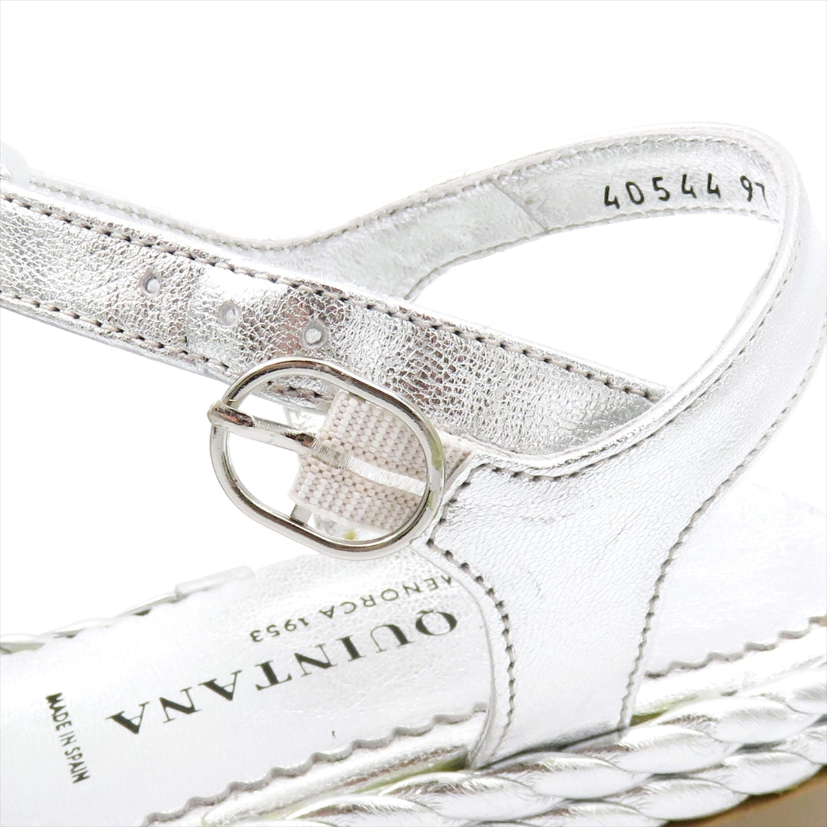 
                  
                    9714.T02 SILVER
                  
                