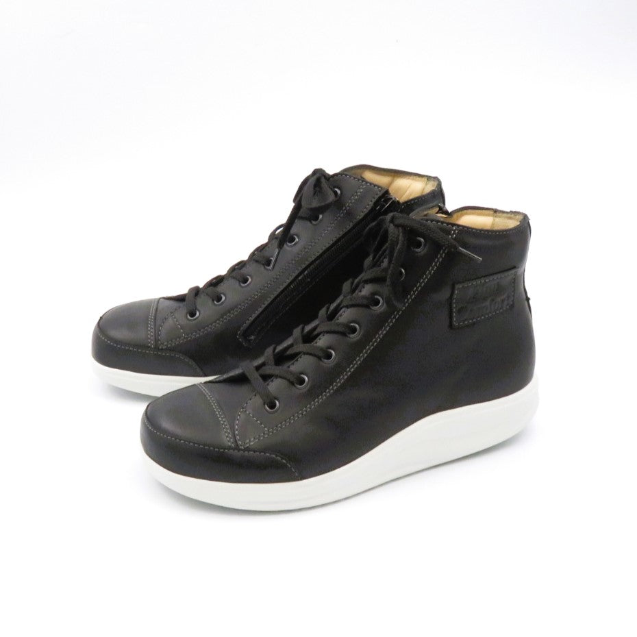 
                  
                    【12月入荷予定】2991 HOLTEN BLK
                  
                