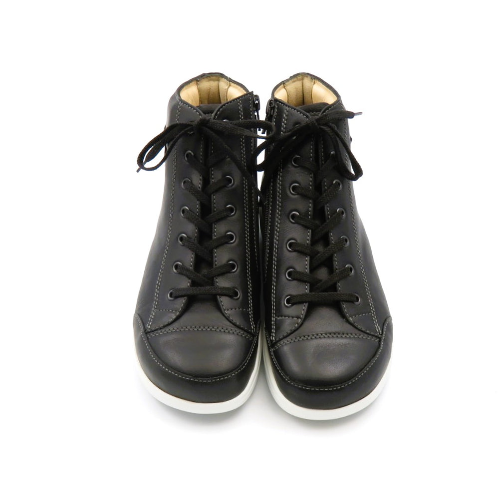 
                  
                    【12月入荷予定】2991 HOLTEN BLK
                  
                