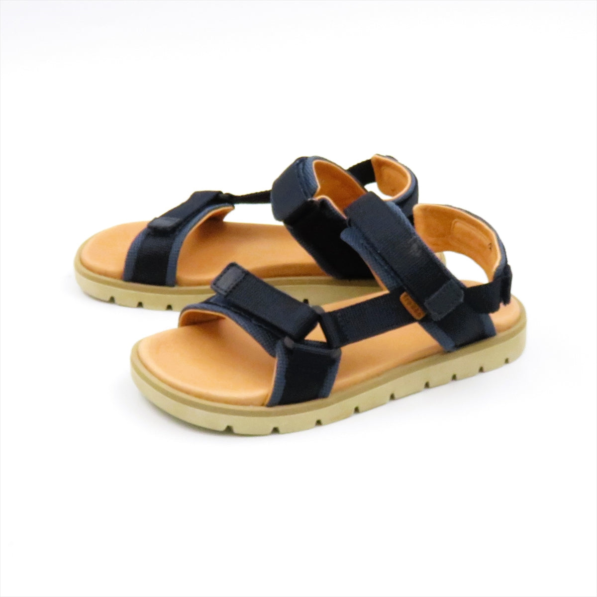 
                  
                    G3150259-6 DARK.BLUE
                  
                