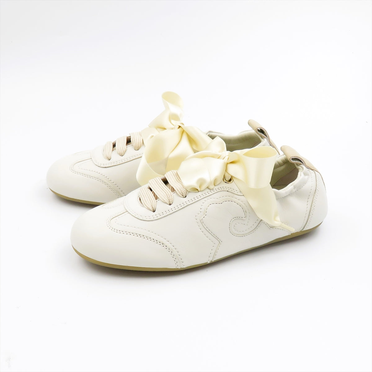 
                  
                    ACANT ATELIER OFFWHT
                  
                