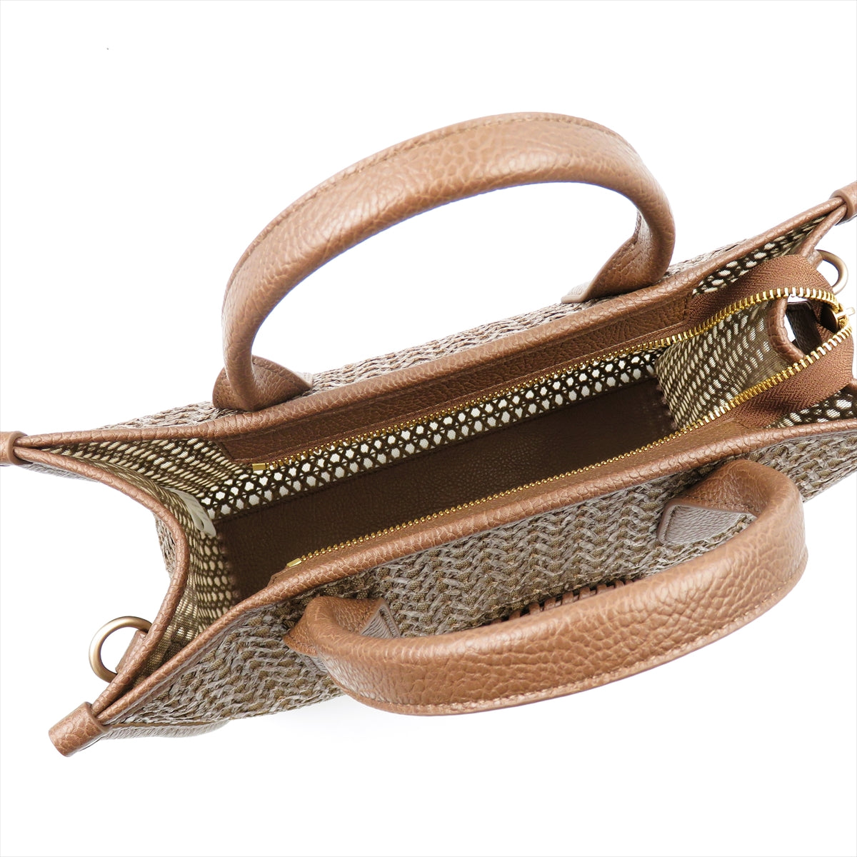 
                  
                    BV264717 BAG AVELLAN
                  
                