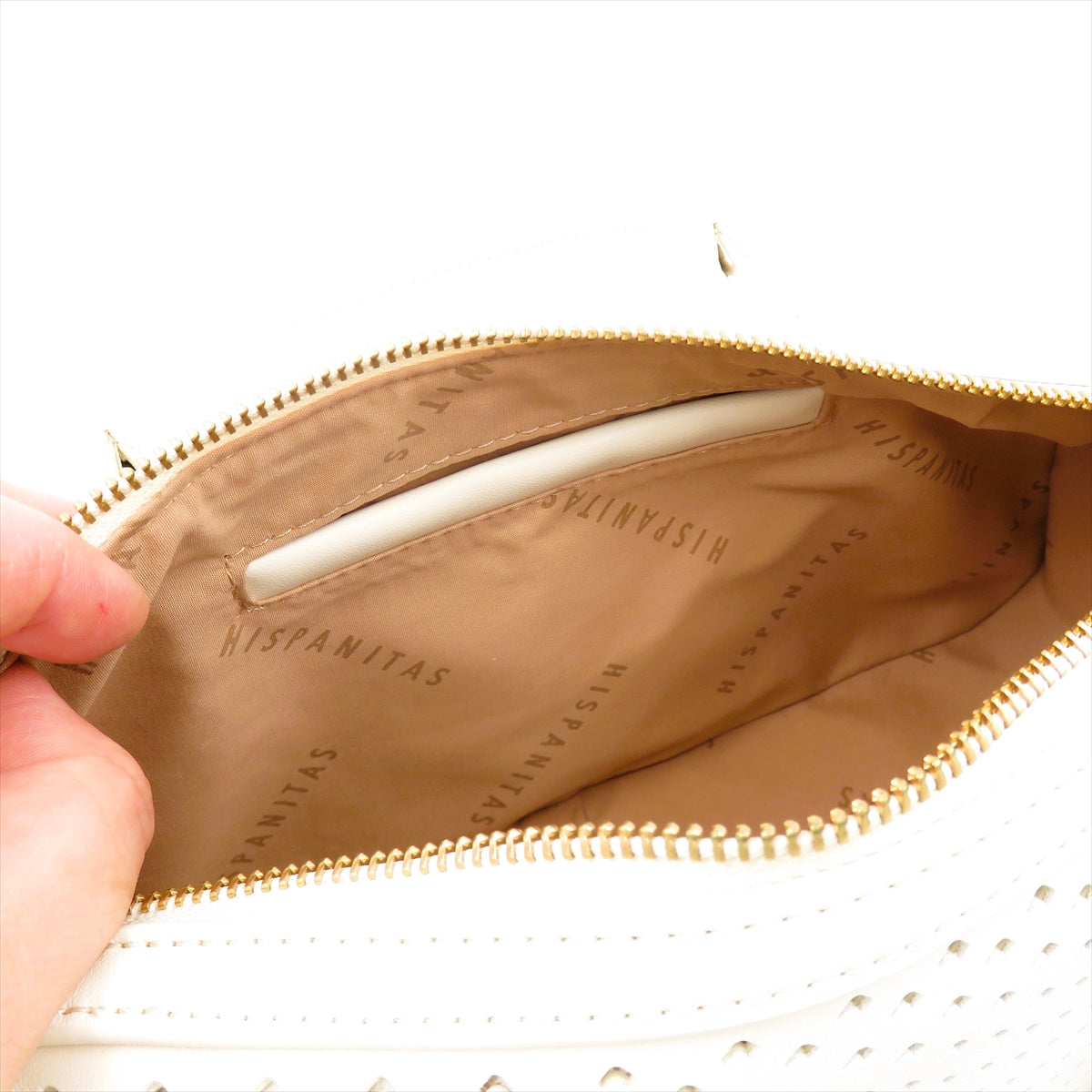 
                  
                    BV264528 BAG BUTTER
                  
                