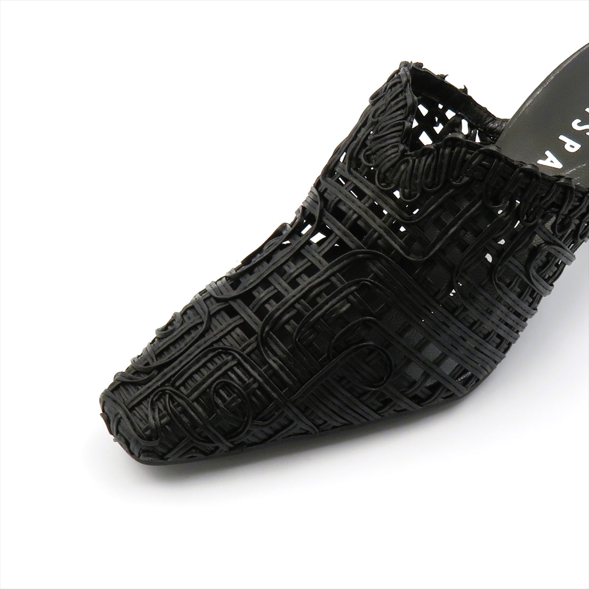 
                  
                    HV264789 BLACK
                  
                