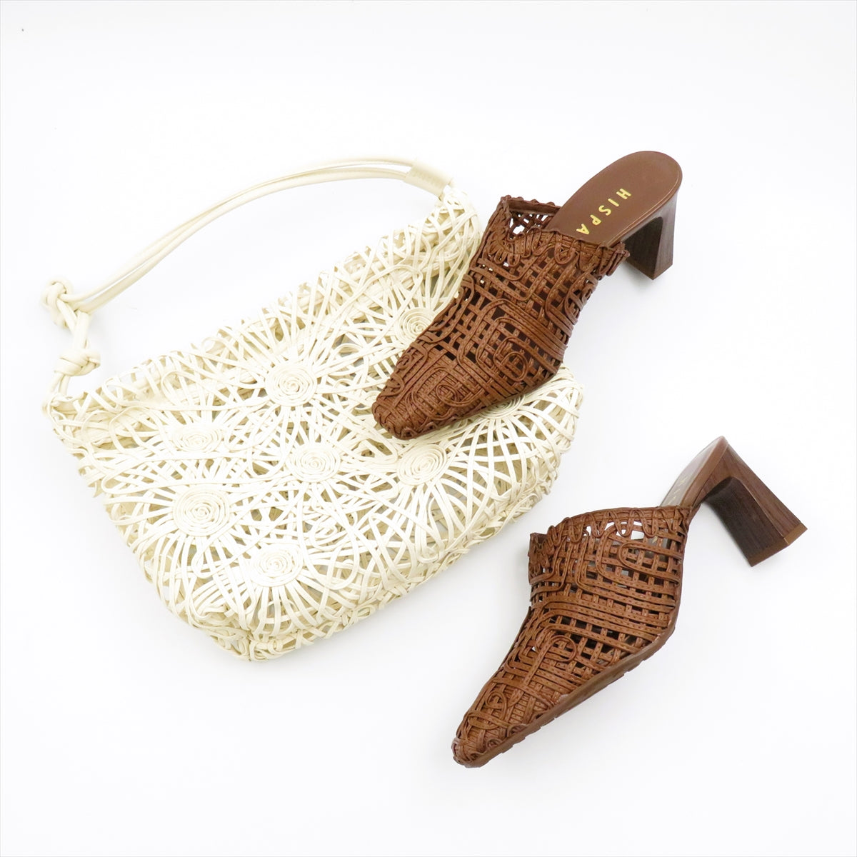 
                  
                    HV264789 AVELLANA
                  
                