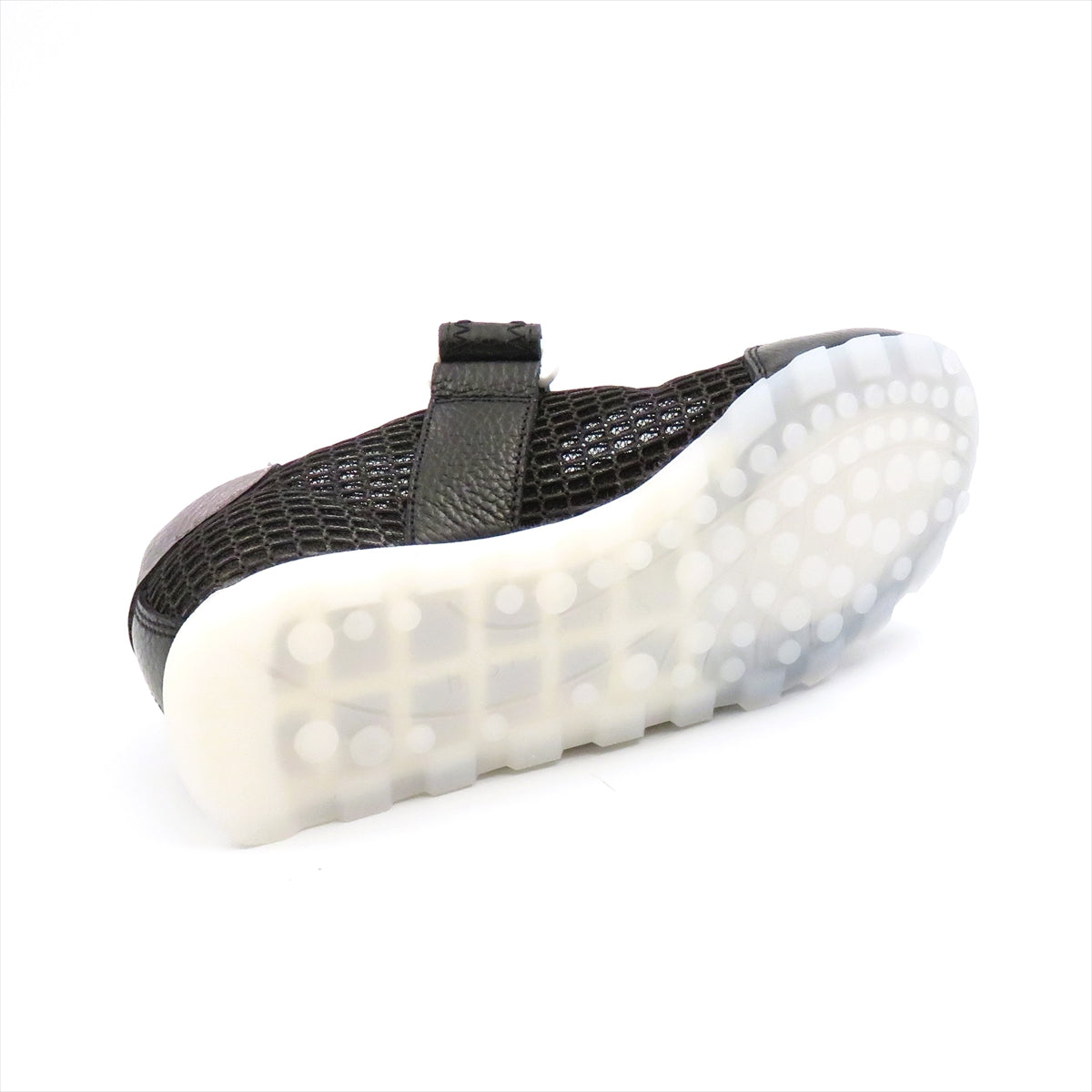 
                  
                    HV264561 BLACK
                  
                