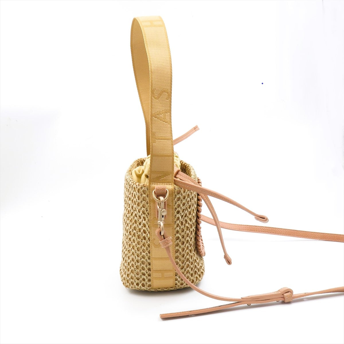
                  
                    BV264541 BAG ALMOND
                  
                