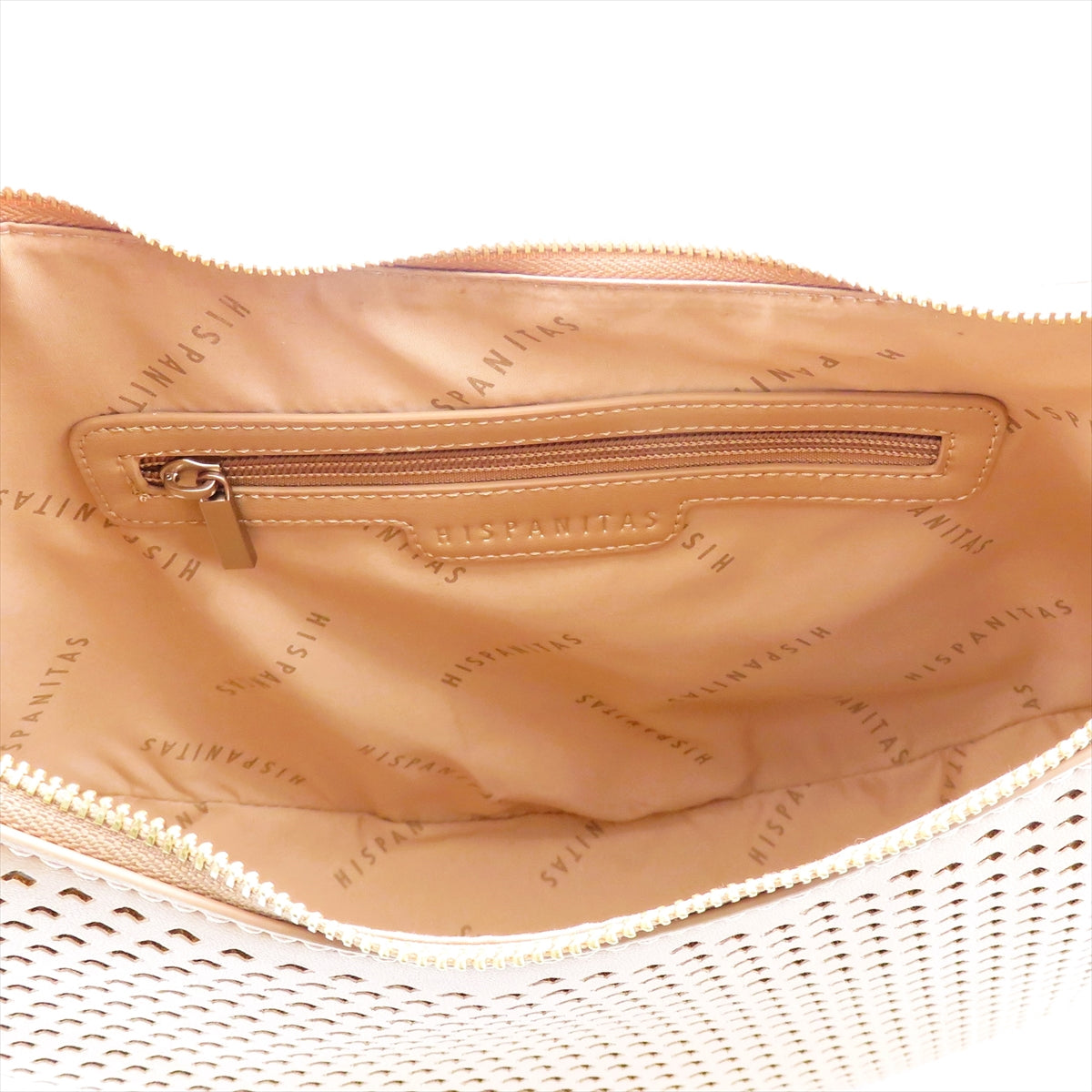 
                  
                    BV264540 BAG ALMOND
                  
                