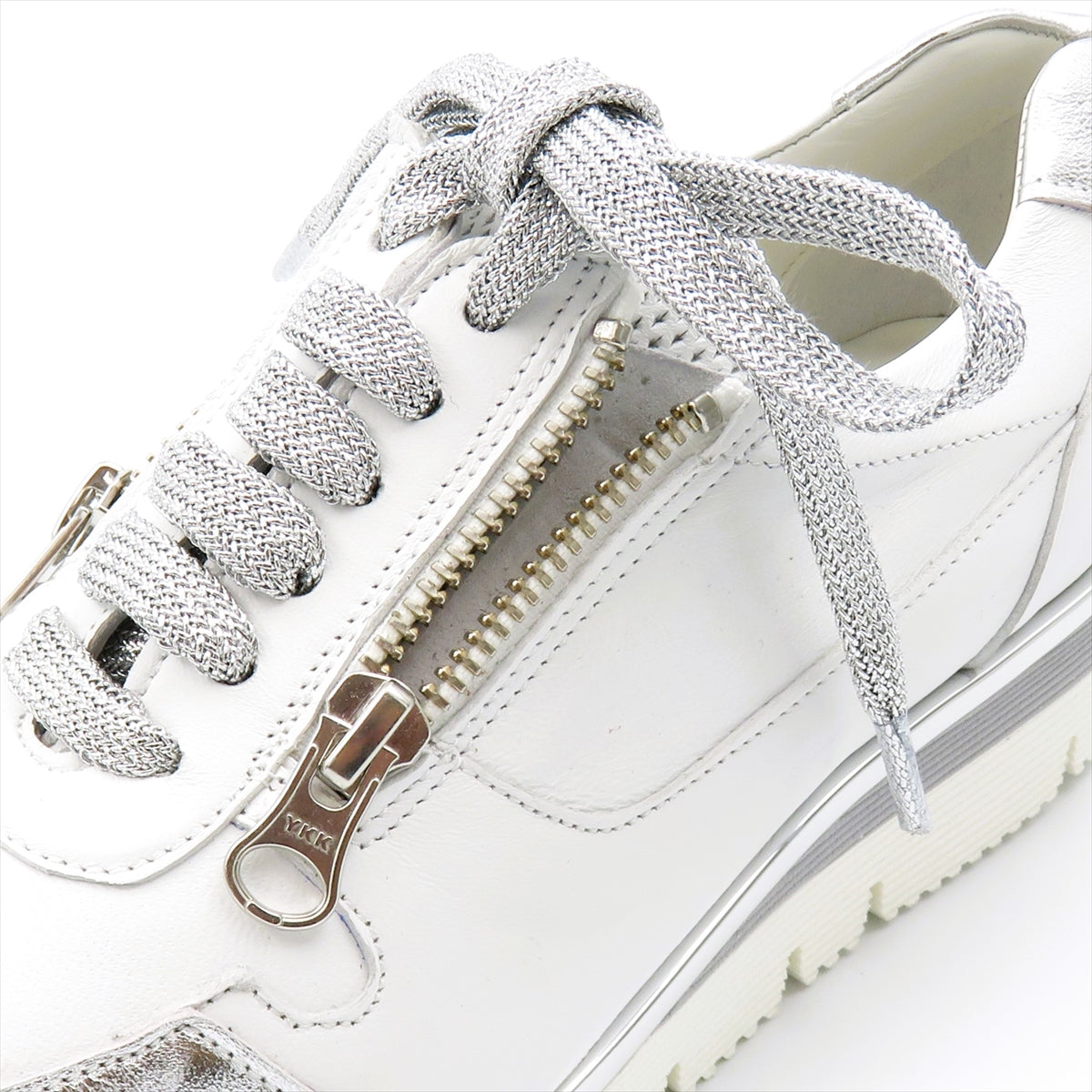 
                  
                    10082G WHT.ARGENT.26
                  
                