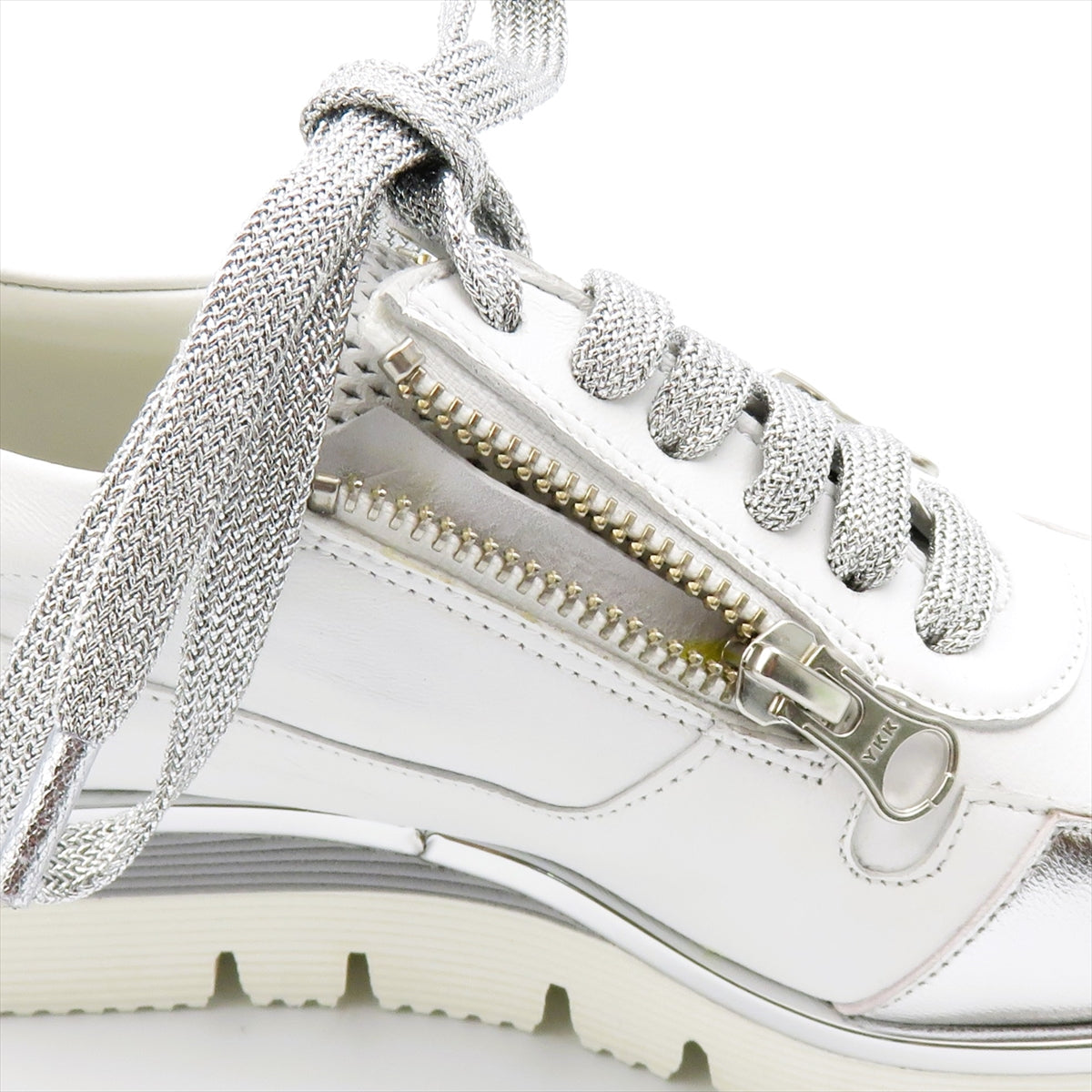 
                  
                    10082G WHT.ARGENT.26
                  
                