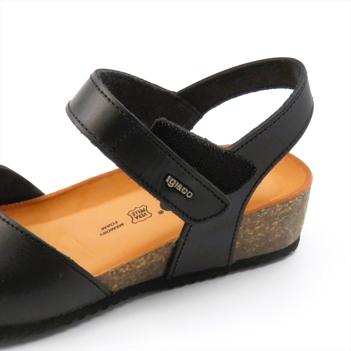 
                  
                    DSM 11974 BLK
                  
                