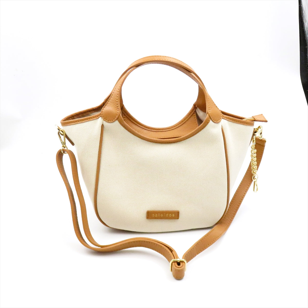 
                  
                    CA157O-01CL CARAMEL
                  
                