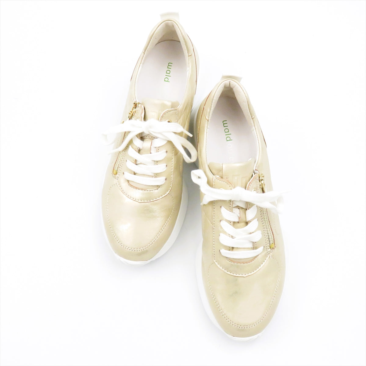 
                  
                    253006 LIGHT.GOLD
                  
                