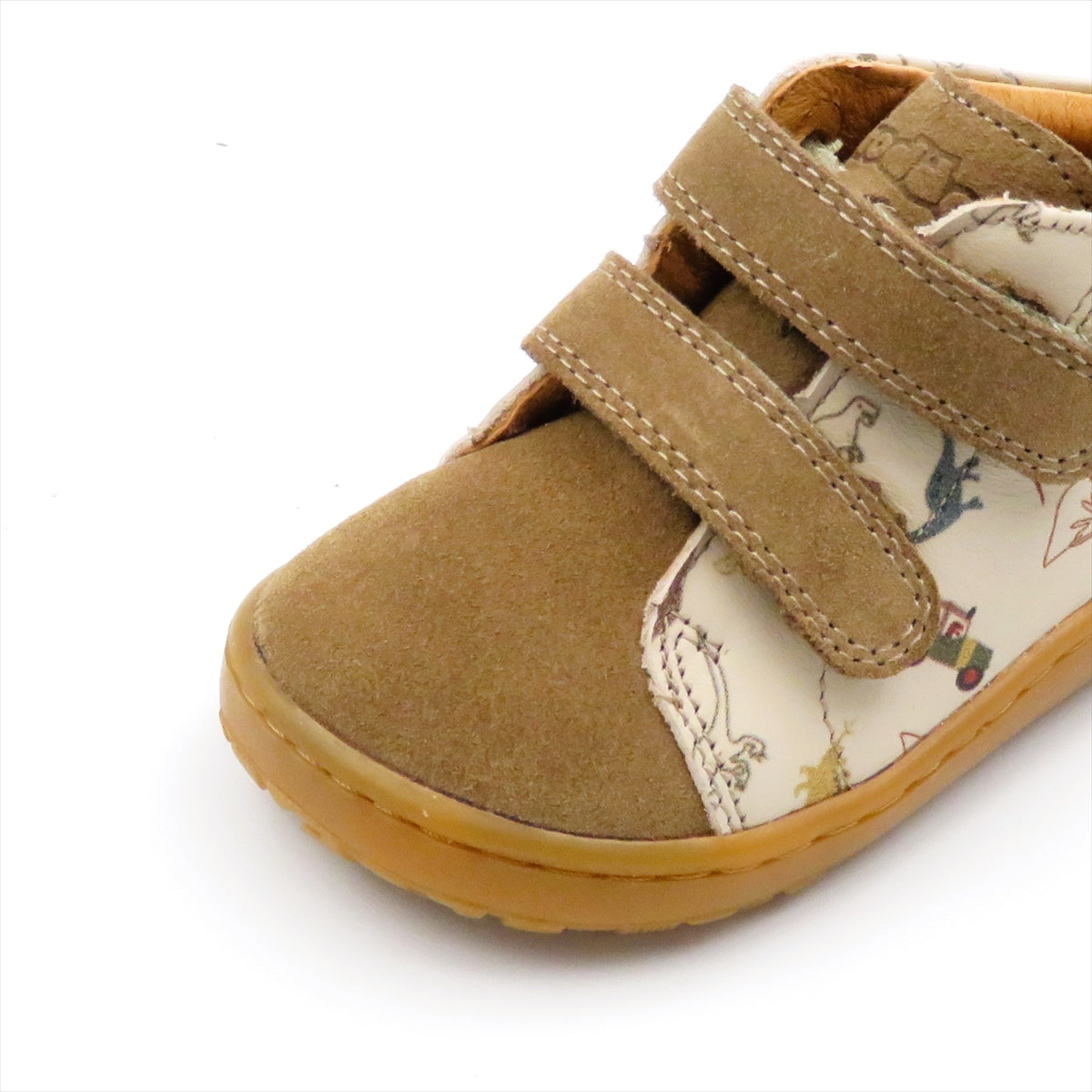 
                  
                    G2130369-17 BEIGE BAREFOOT
                  
                