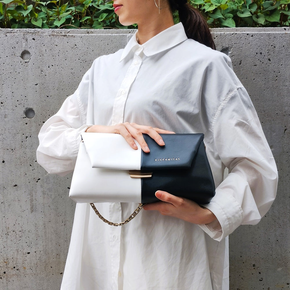 
                  
                    BV253978 BAG BLK.WHT
                  
                