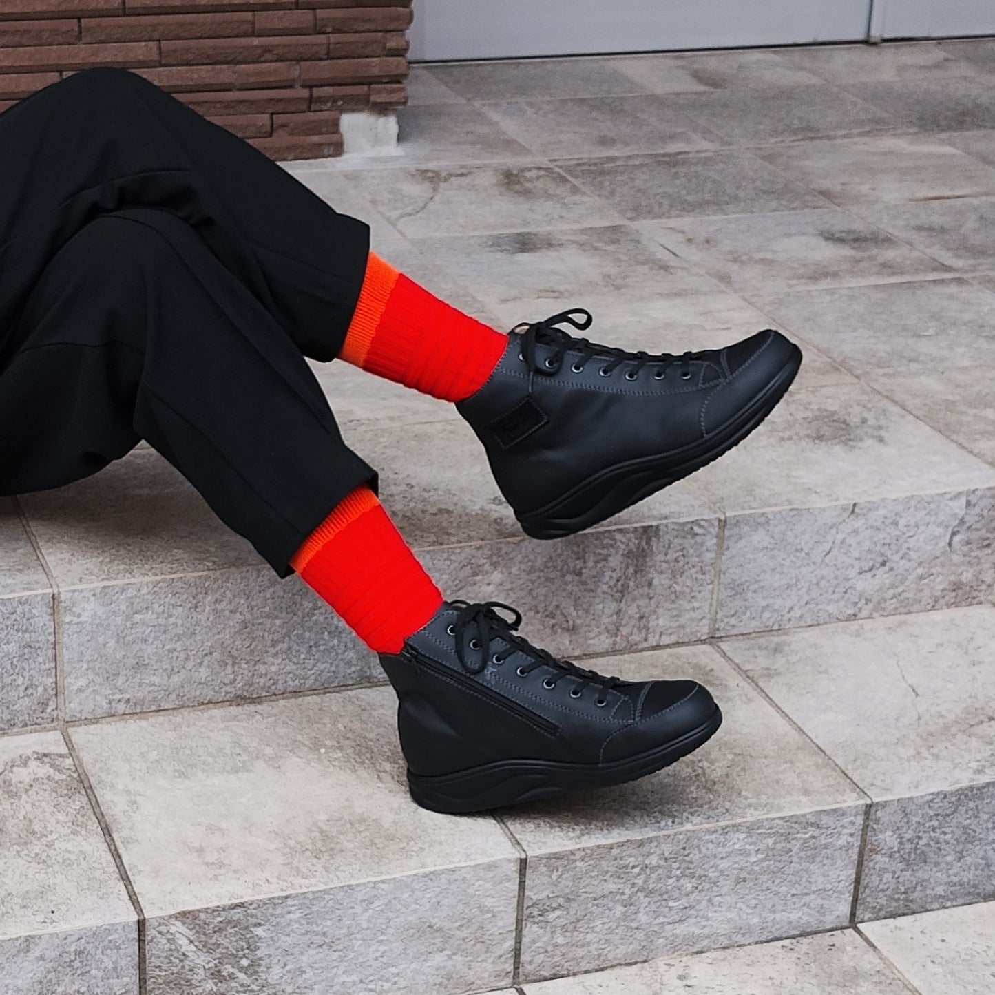 
                  
                    【DM掲載モデル】2991 HOLTEN BLK.BLK
                  
                