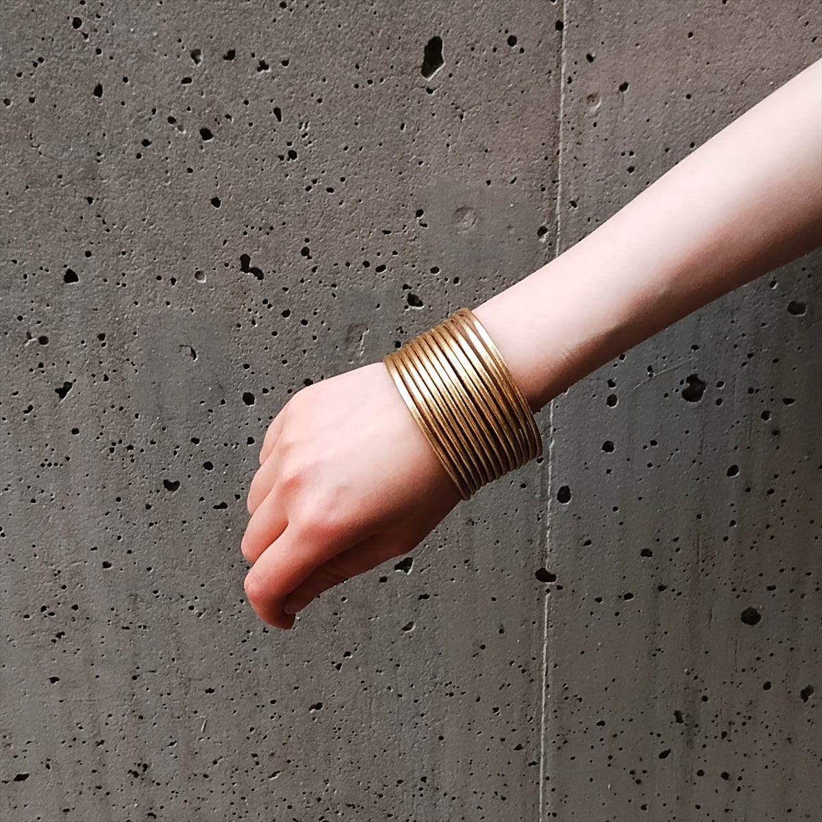 
                  
                    BRACELET LAM261 GOLD
                  
                