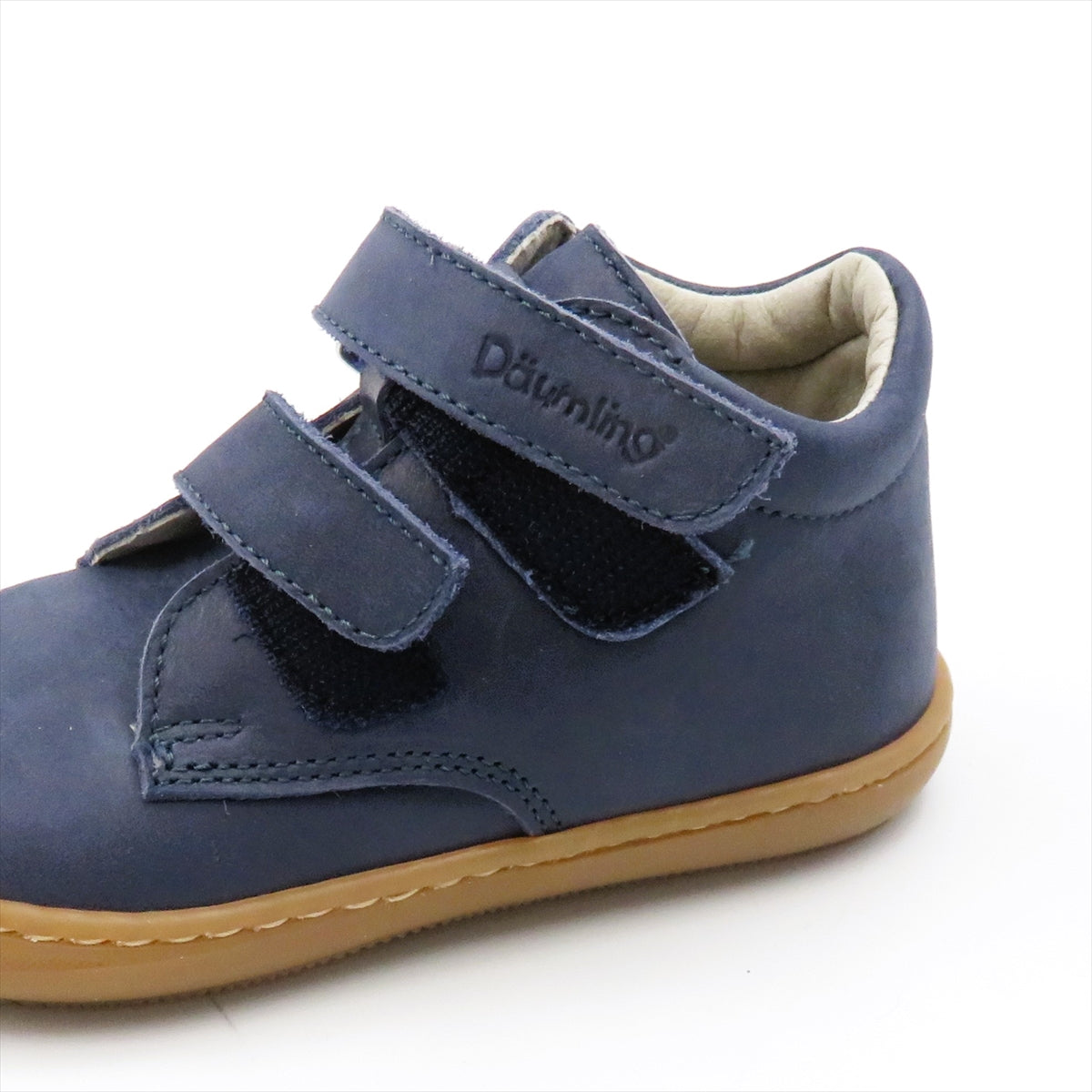 
                  
                    070811 CELEST.JEANS
                  
                