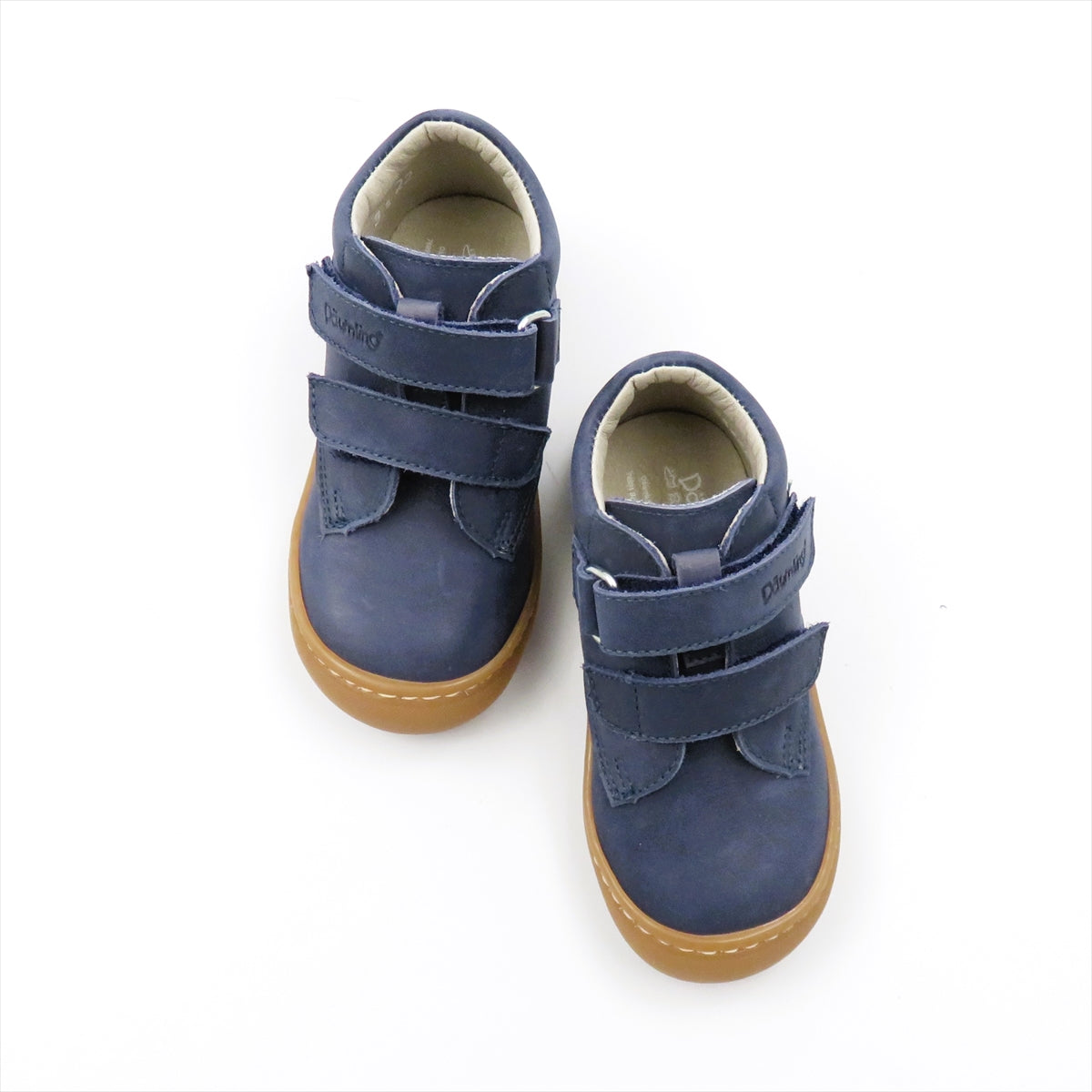 
                  
                    070811 CELEST.JEANS
                  
                