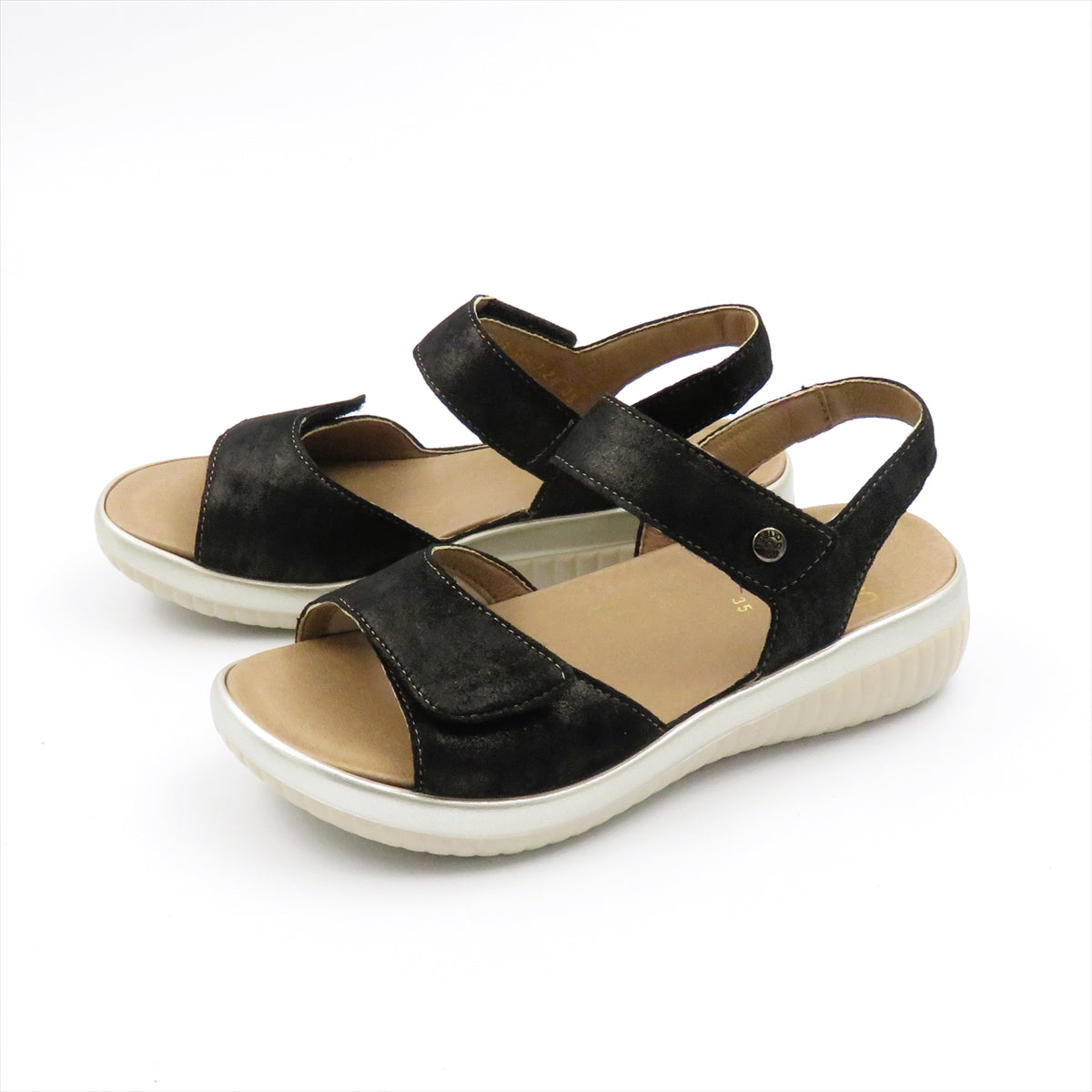 
                  
                    586025 NERO.LISA
                  
                