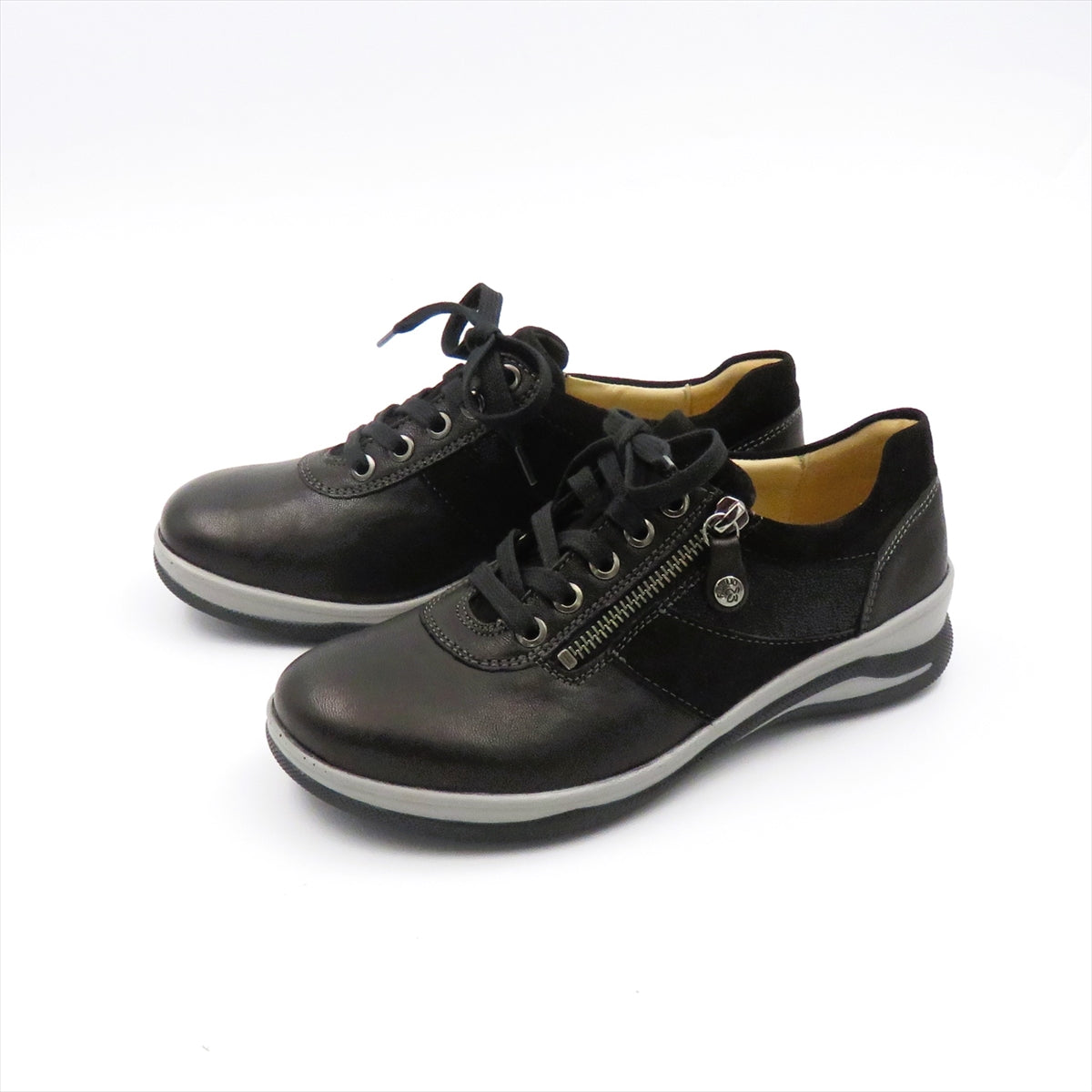 
                  
                    386111 BLK.COMBI
                  
                