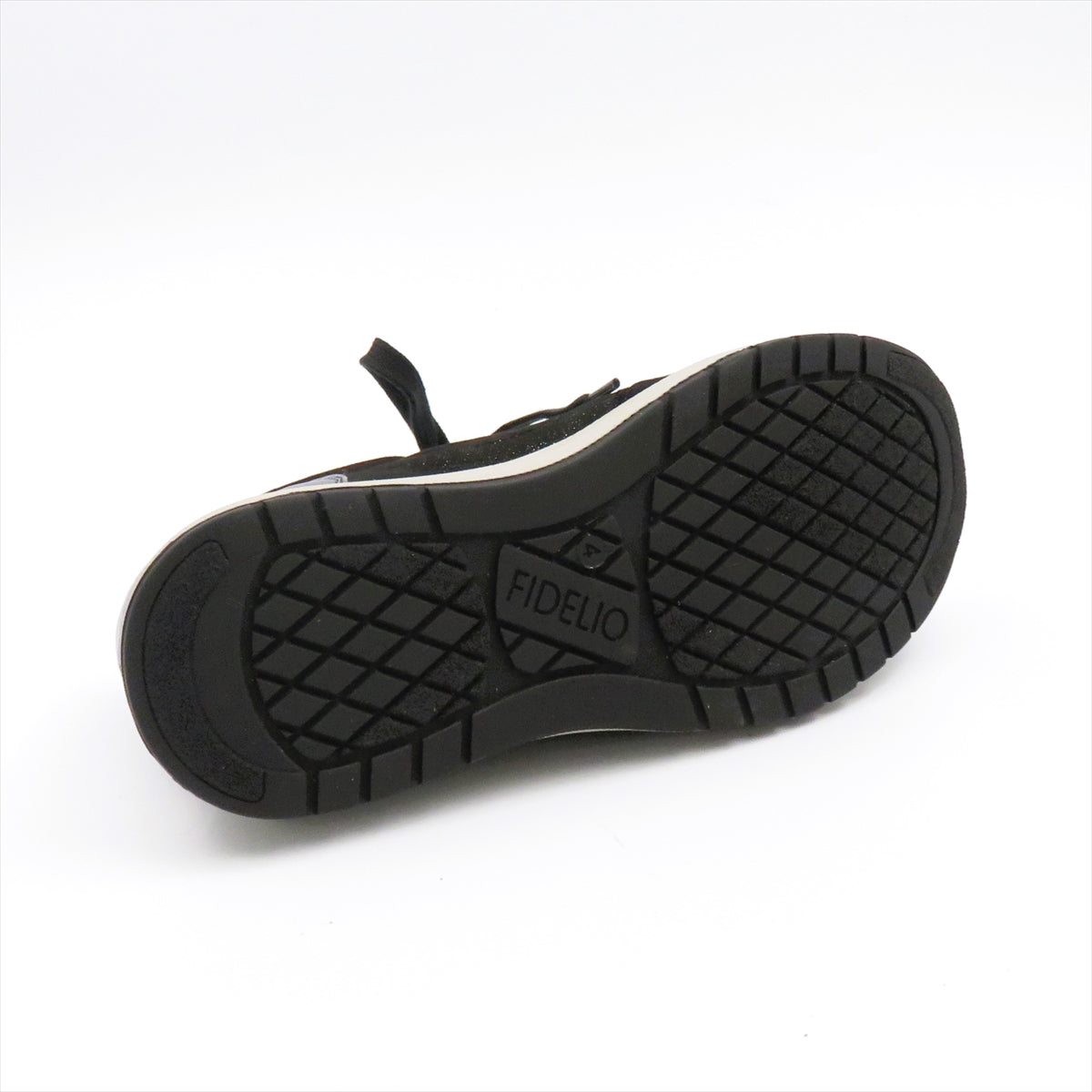 
                  
                    566111 BLK.MIX
                  
                