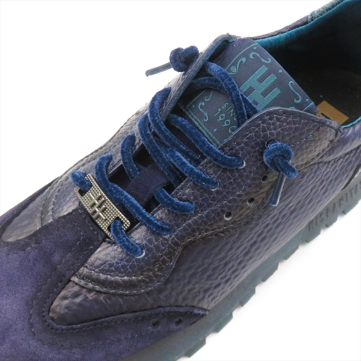 
                  
                    HI264955 NAVY.BLUE
                  
                