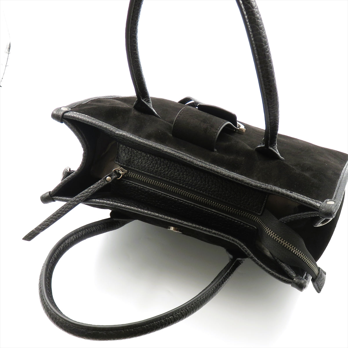 
                  
                    BI265022 BAG BLACK
                  
                
