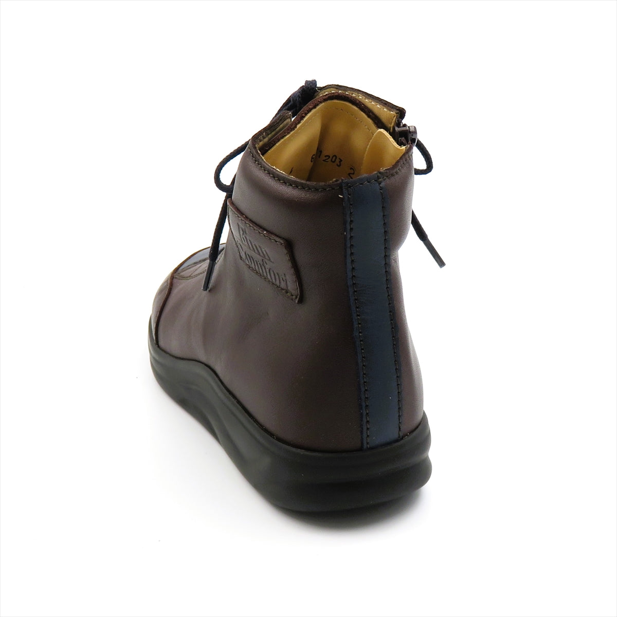 
                  
                    2991 HOLTEN SHOKO
                  
                