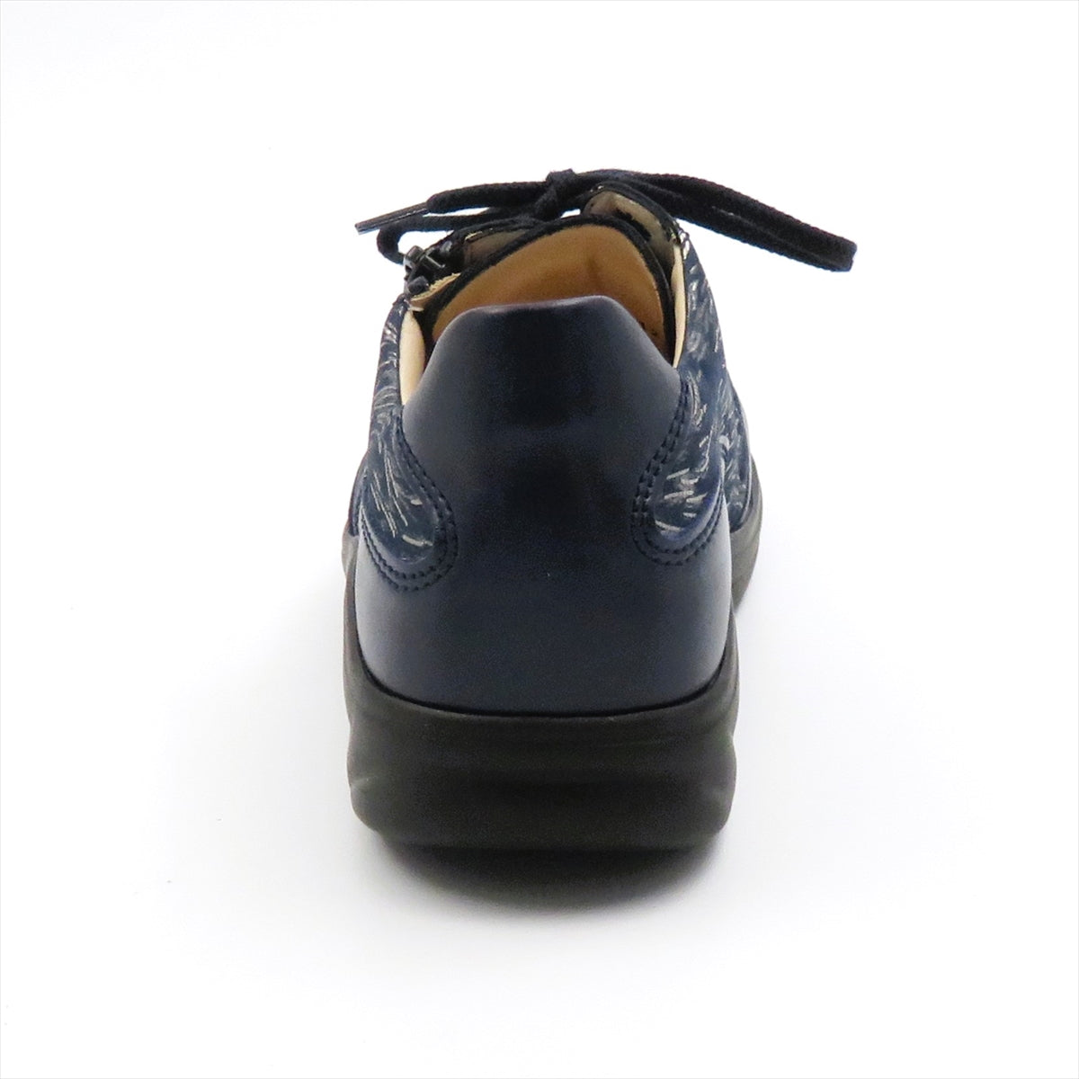 
                  
                    2913 OTARU BLUE.INDI
                  
                