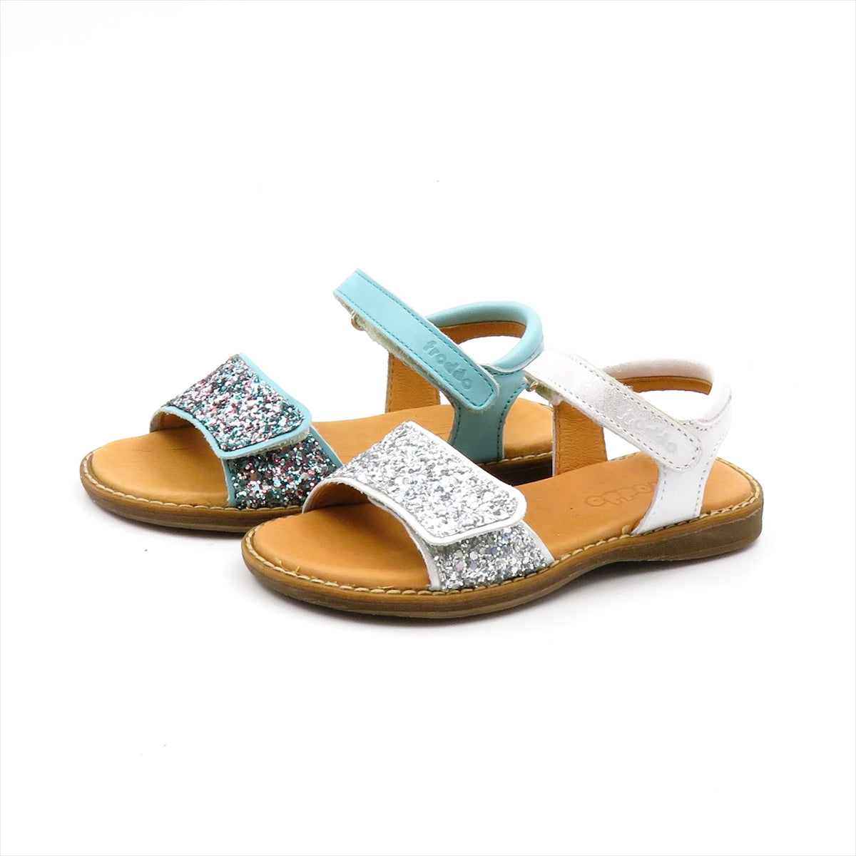 
                  
                    G3150249-14 SILVER
                  
                
