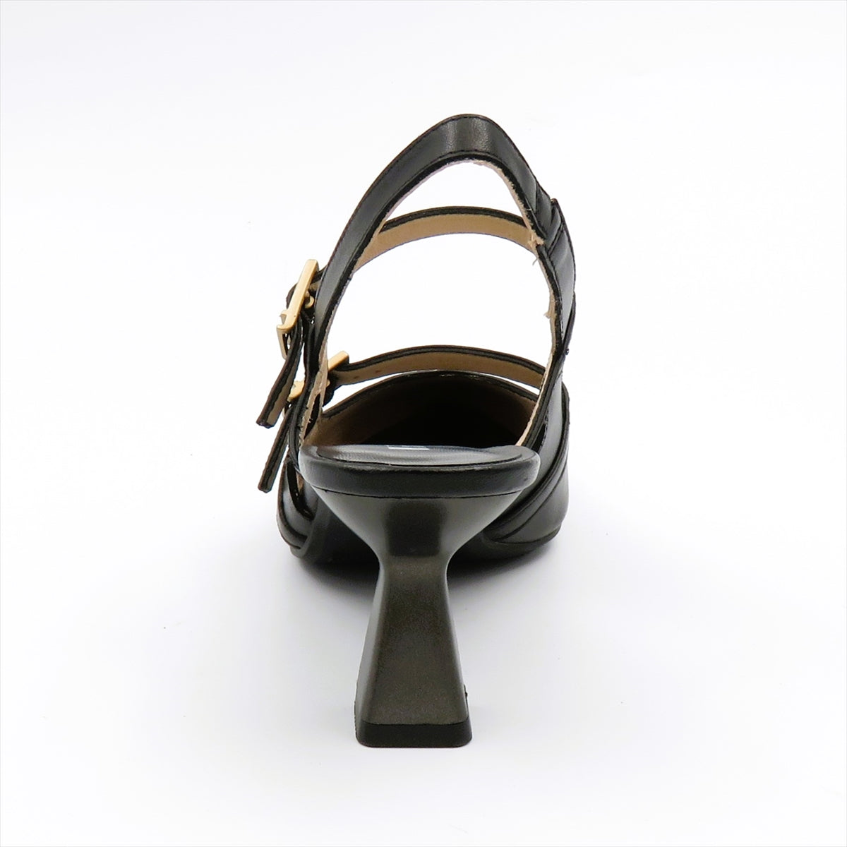 
                  
                    HV254079 BLK
                  
                