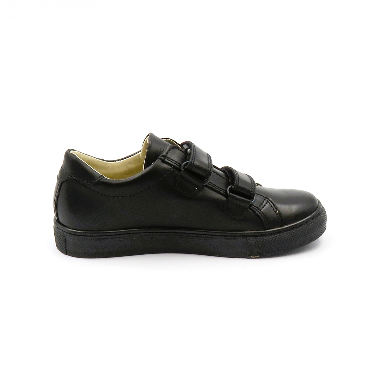 
                  
                    G4130068 BTS BLK
                  
                