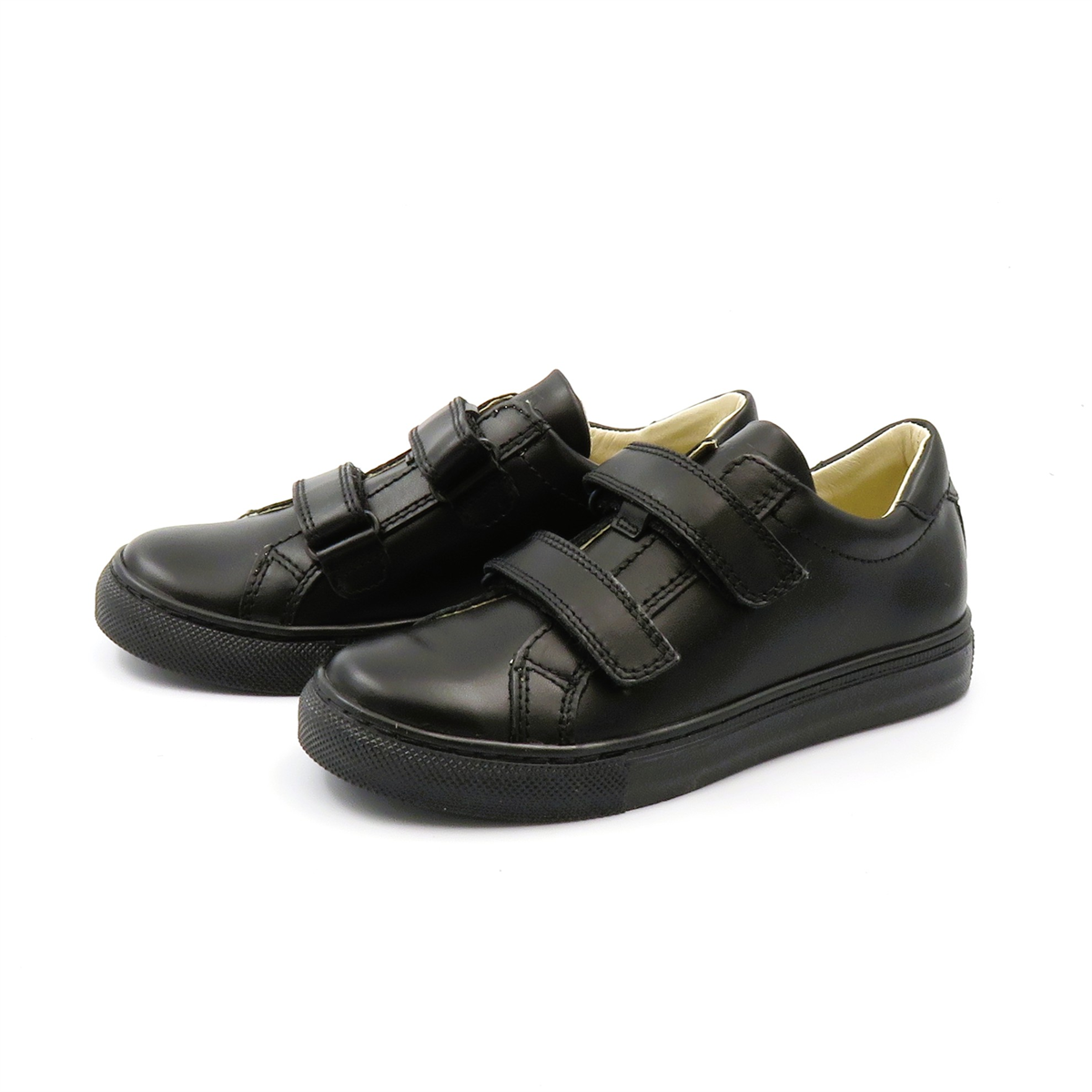
                  
                    G4130068 BTS BLK
                  
                