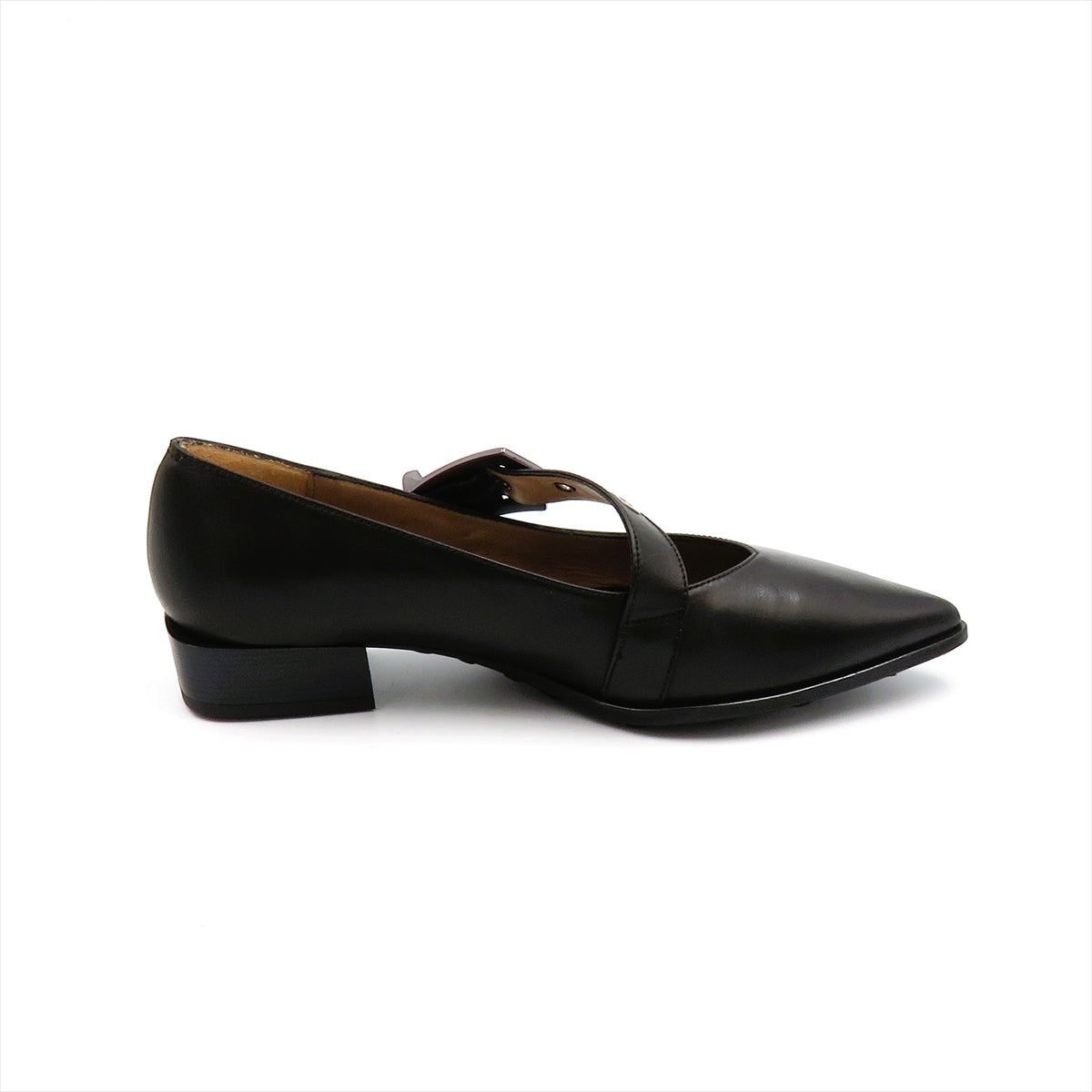 
                  
                    HI254196 BLACK
                  
                