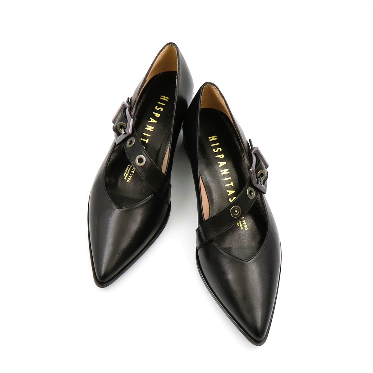 
                  
                    HI254196 BLACK
                  
                