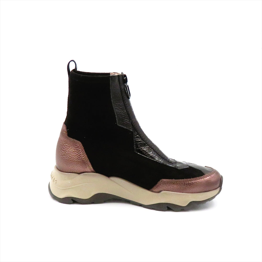 
                  
                    CHI254321 TOPO.BLK
                  
                