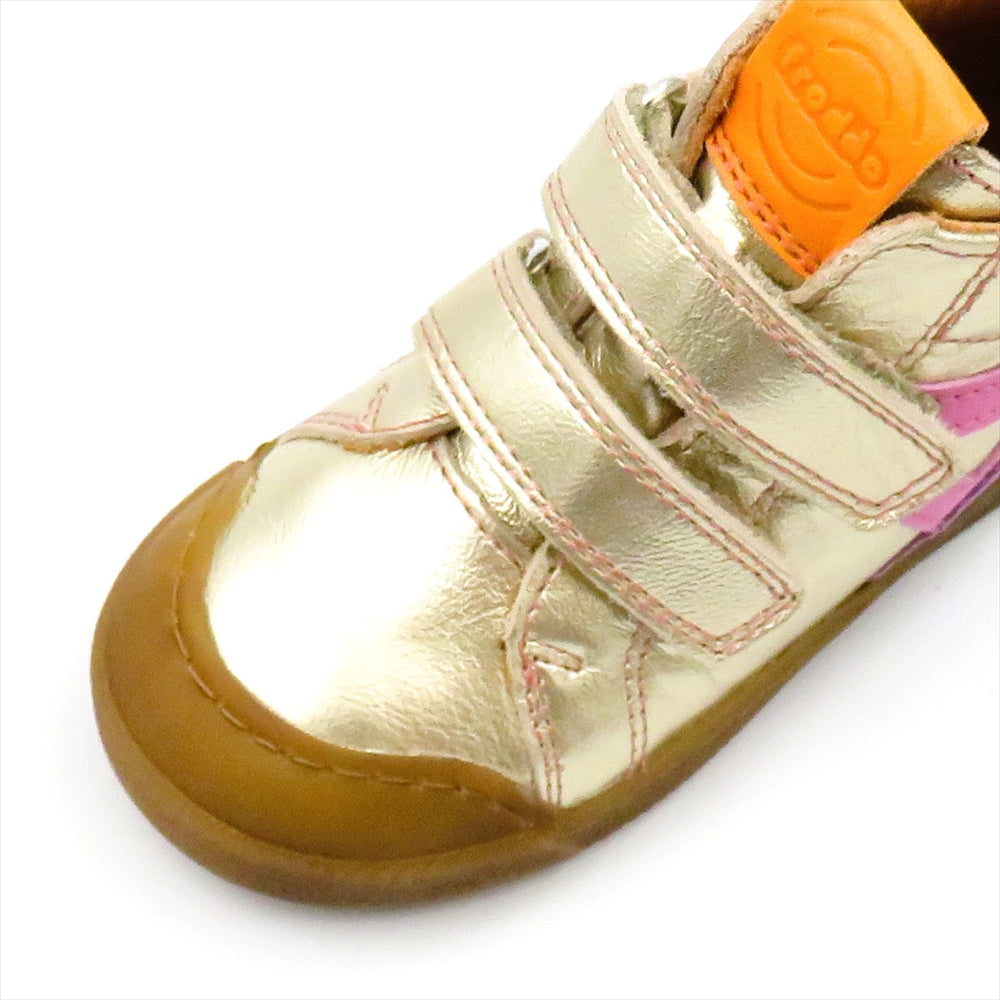 
                  
                    G2110134-30 LILA.GOLD
                  
                
